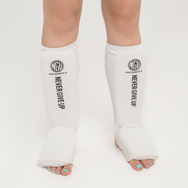 Elastinės blauzdos apsaugos (baltos)